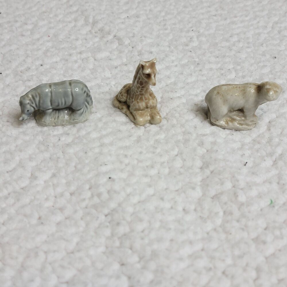 VTG WADE of England LOT Of 5 WHIMSIES Red Rose Tea Figurines Bear Giraffe Horse - Picture 3 of 12